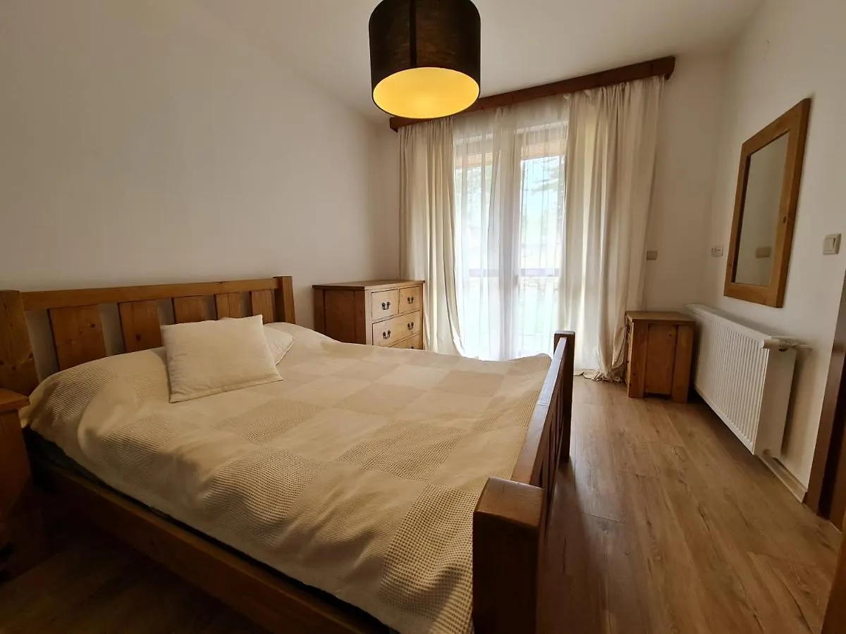 Pirin Golf Apartment Home With Private Garden Bansko